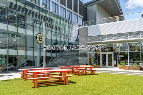 Hichborn St. Boston photo 21