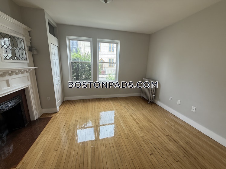 Farrington Ave., Boston