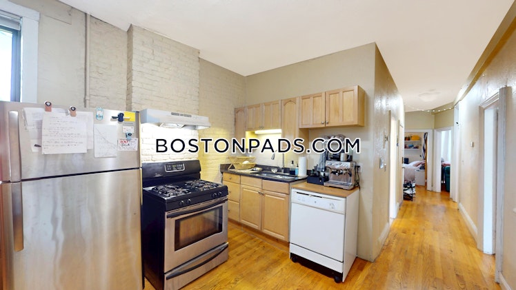 Hammond St., Roxbury Crossing