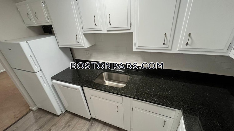 Farm Rd., Marlborough