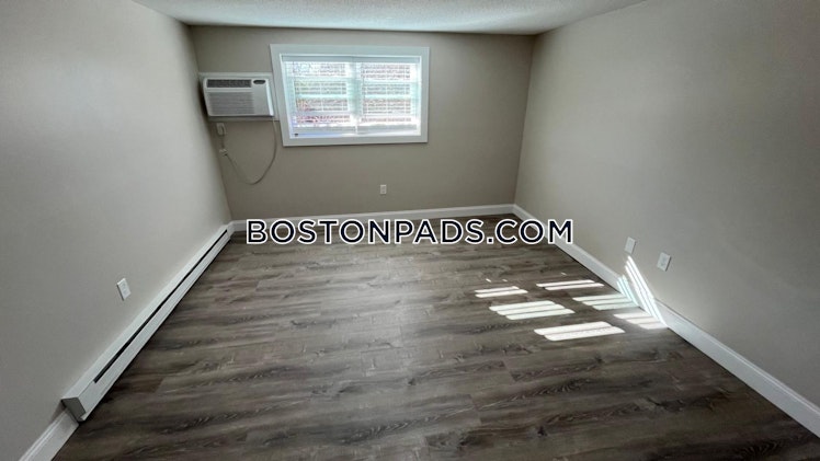 Farm Rd., Marlborough