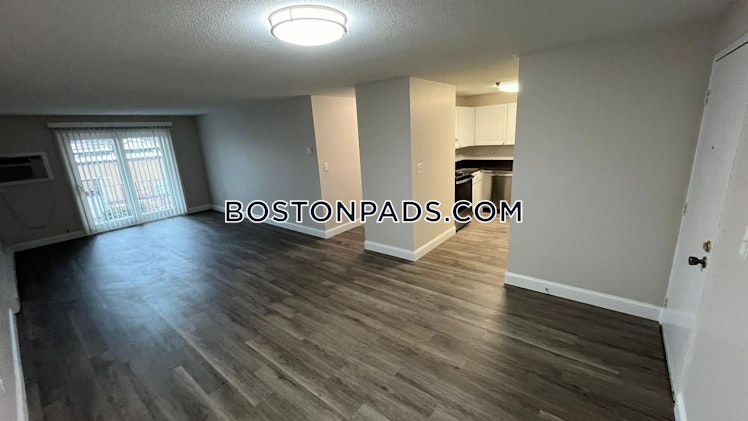 Farm Rd., Marlborough