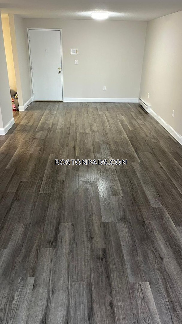 Farm Rd., Marlborough