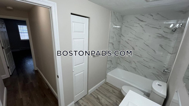 Farm Rd., Marlborough