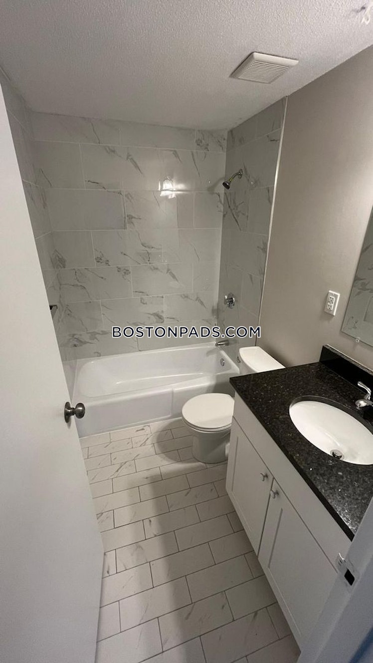 Farm Rd., Marlborough