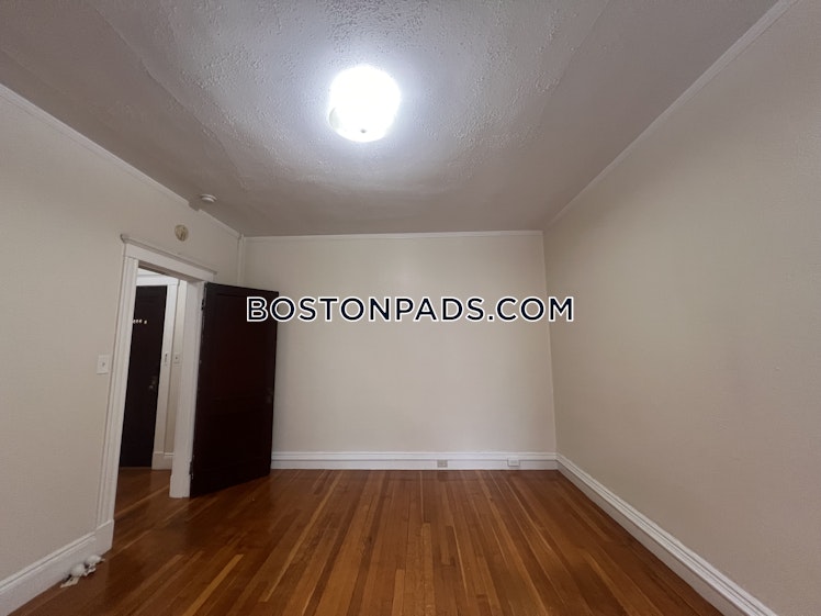 Washington St., Malden