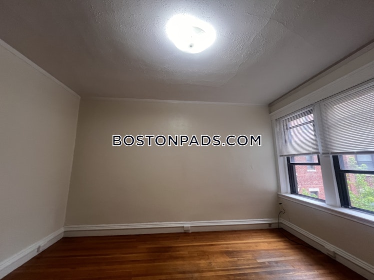 Washington St., Malden