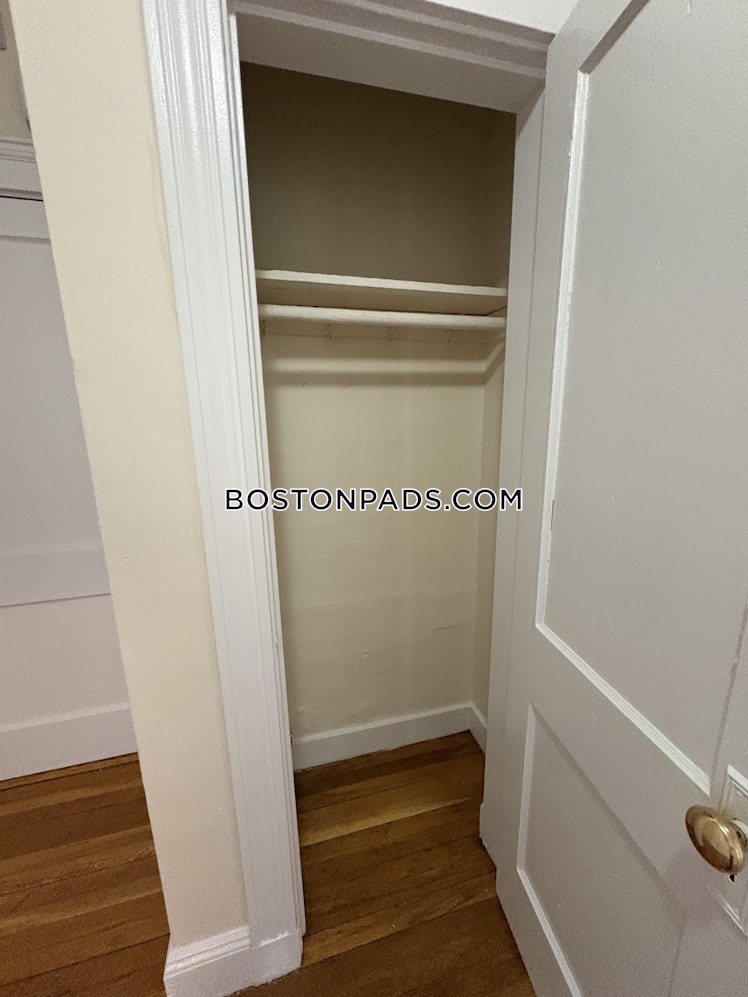 Washington St., Boston