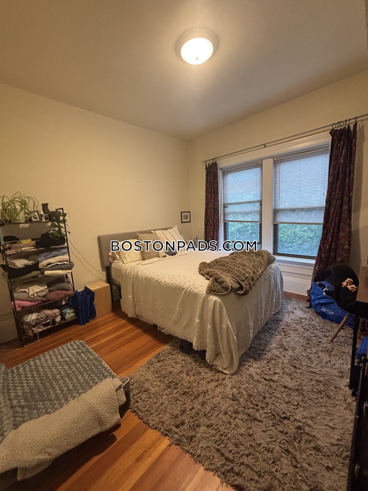 Beacon St., Brookline