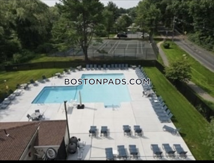 Village Hill Ln., Natick