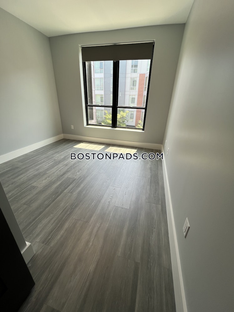 Western Ave., Boston