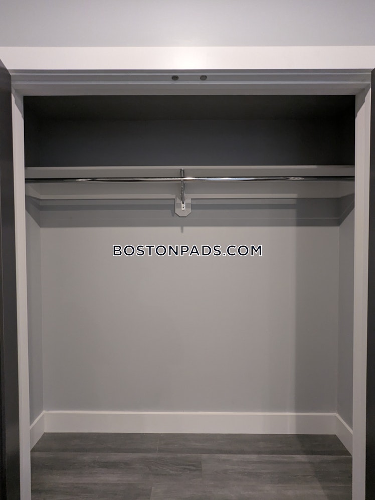 Western Ave., Boston