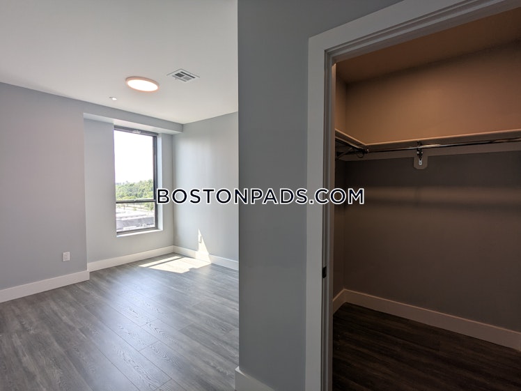 Western Ave., Boston