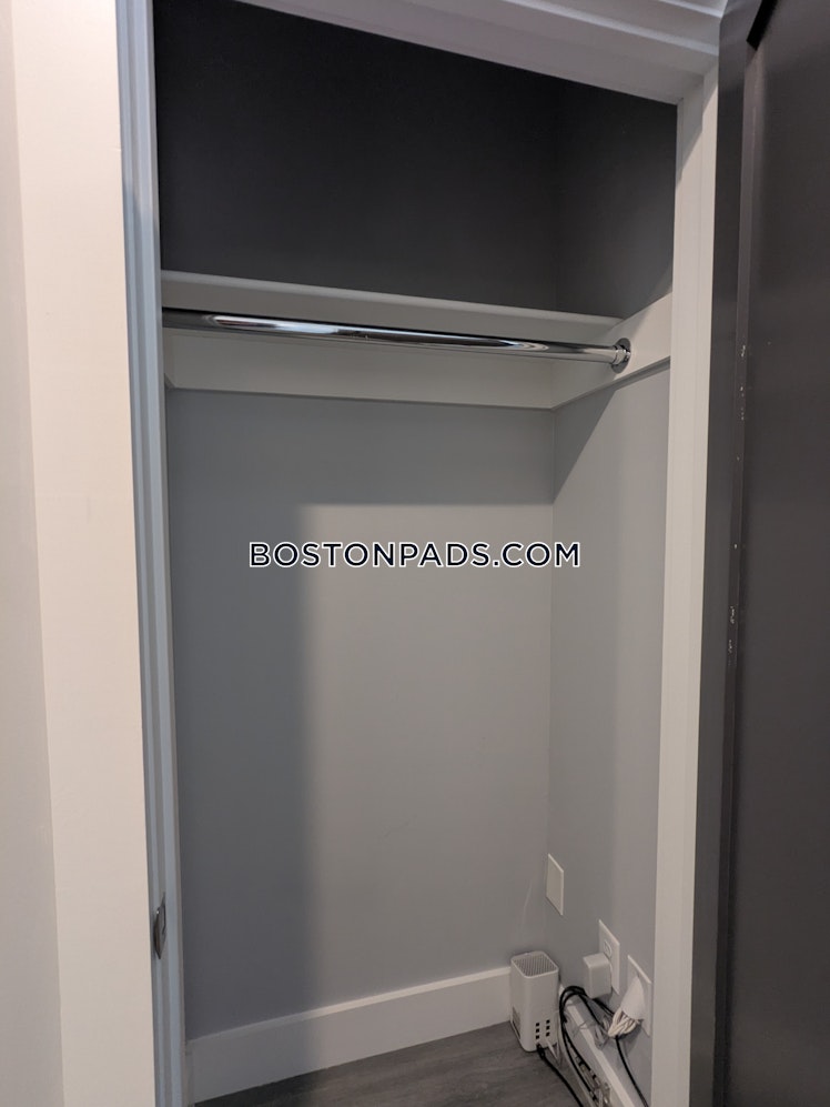 Western Ave., Boston