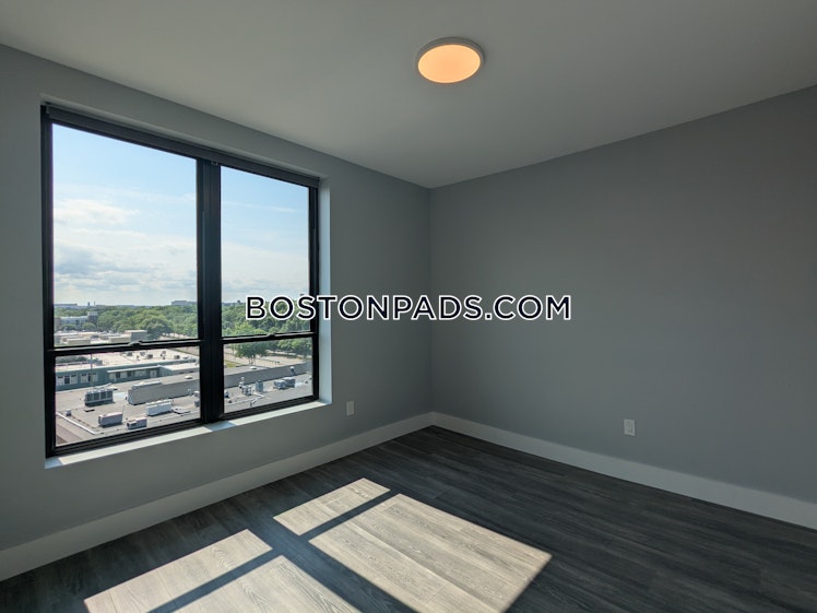 Western Ave., Boston