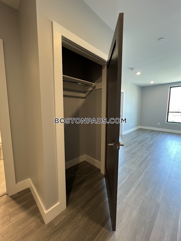 Western Ave., Boston