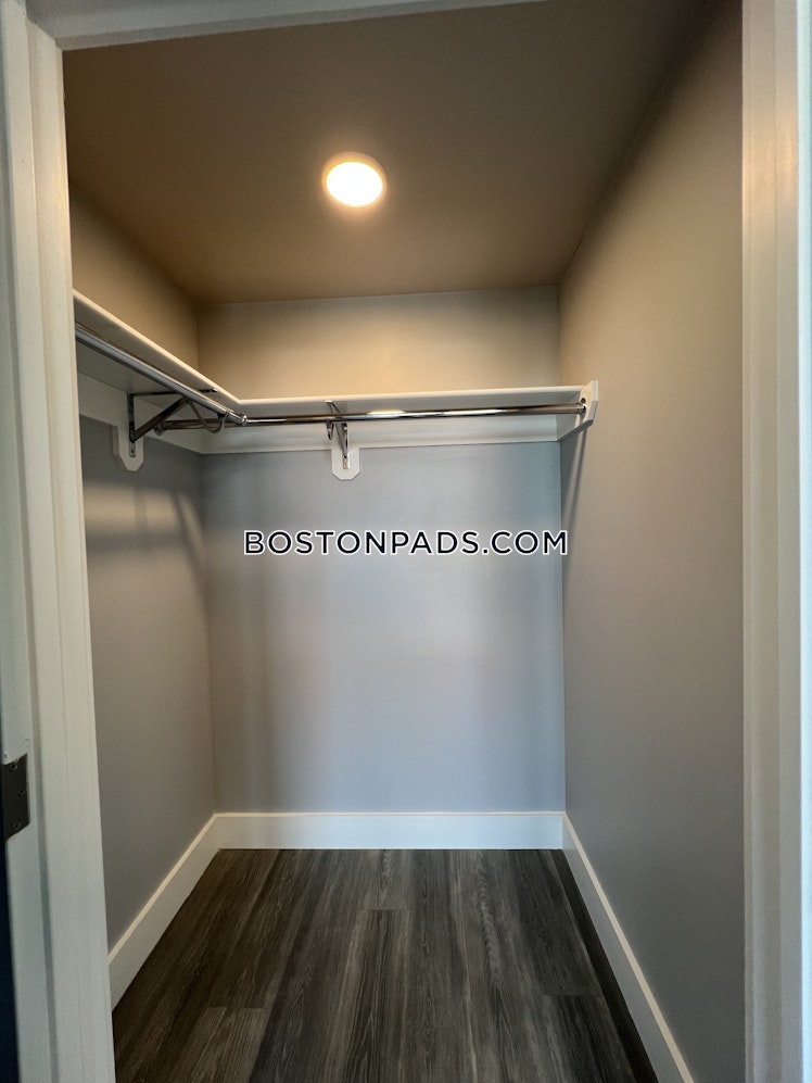 Western Ave., Boston