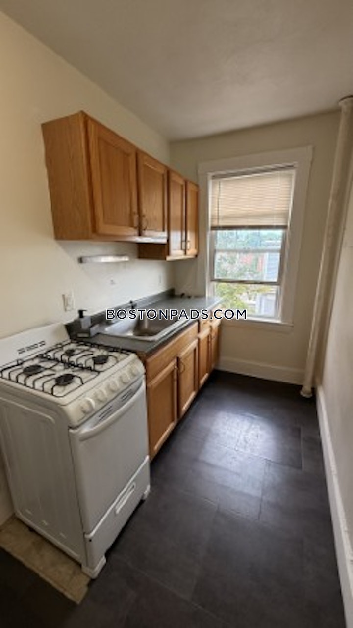 somerville-apartment-for-rent-1-bedroom-1-bath-winter-hill-2400-6062088 