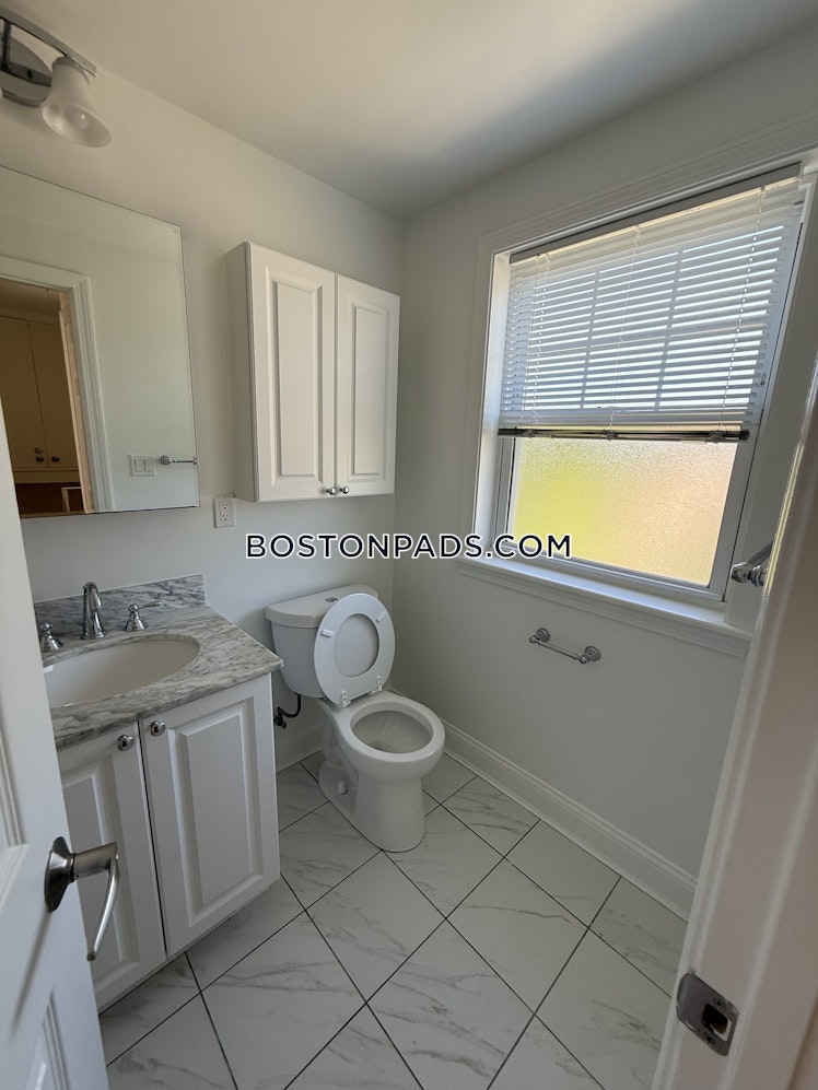 Gerry Rd., Brookline