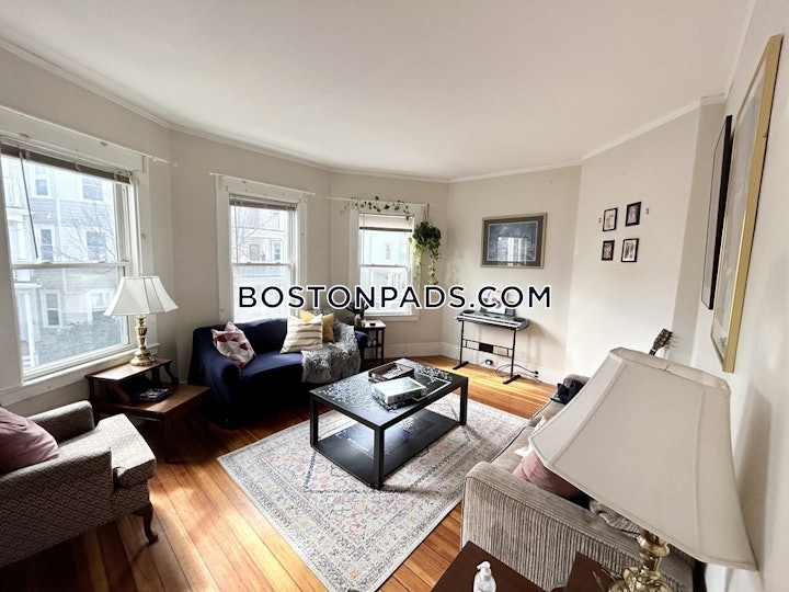 dorchester-apartment-for-rent-3-bedrooms-1-bath-boston-2200-6012099 