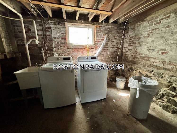 Raymond Ave., Somerville