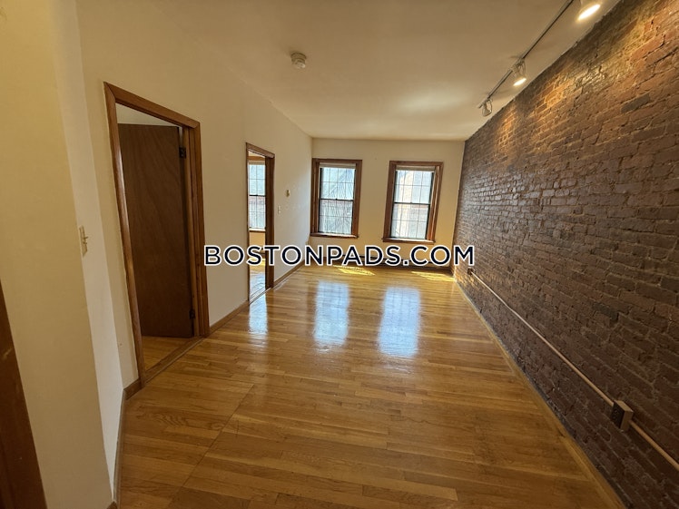 West Cedar St., Boston