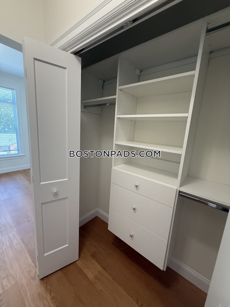 Gerry Rd., Brookline