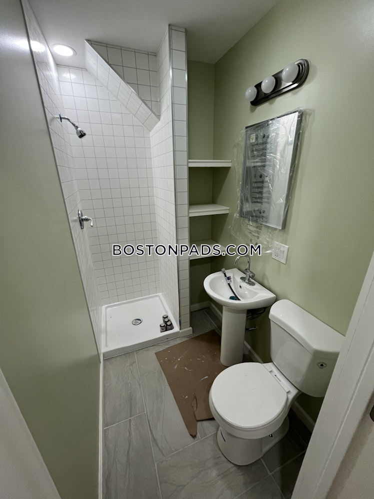 Townsend St., Boston