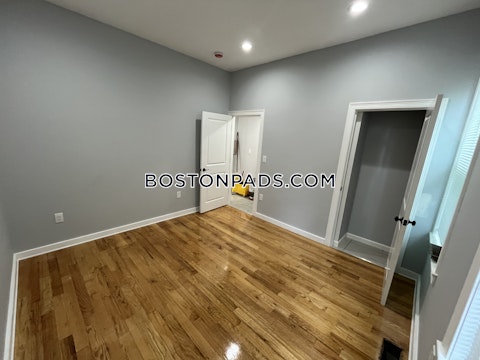 Townsend St. Boston photo 22