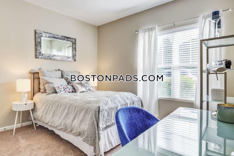 Horseshoe Ln., Wilmington