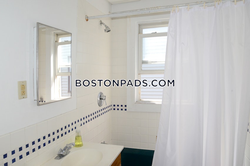 CAMBRIDGE - HARVARD SQUARE - 4 Beds, 1 Bath - Image 41