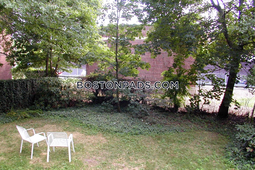 CAMBRIDGE - HARVARD SQUARE - 4 Beds, 1 Bath - Image 27