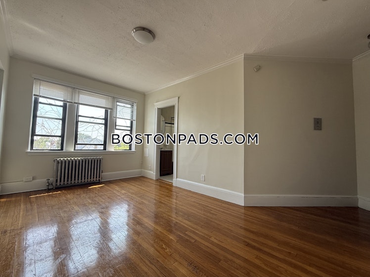 Fellsway West, Medford