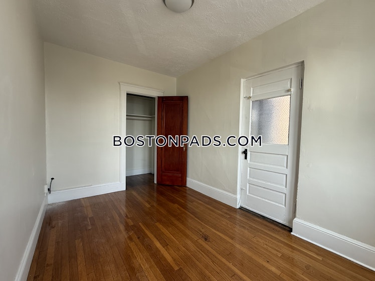 Fellsway West, Medford