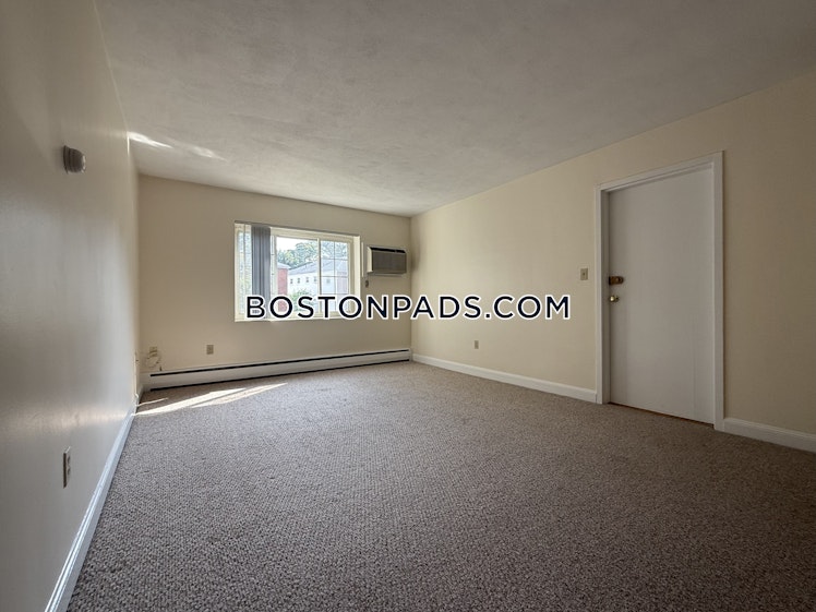 Brattle Dr., Arlington