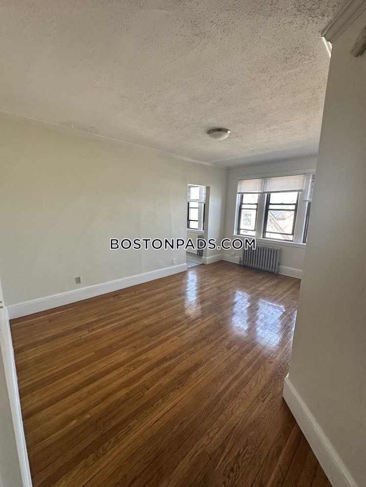 Fellsway West, Medford