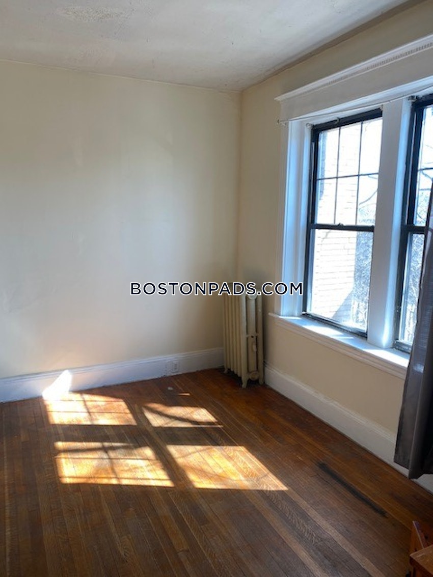 BROOKLINE- BROOKLINE VILLAGE - 4 Beds, 1 Bath - Image 3