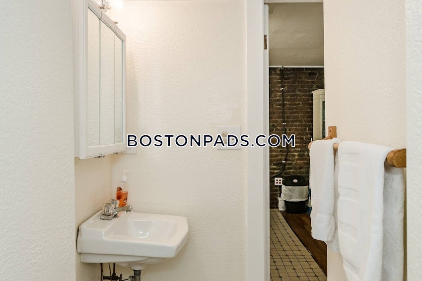 BOSTON - BEACON HILL - 1 Bed, 1 Bath - Image 10