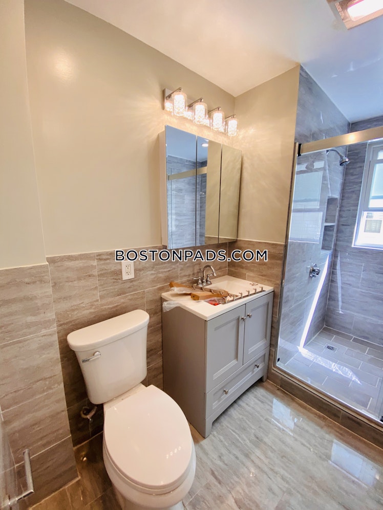 Hyde Park Ave., Boston