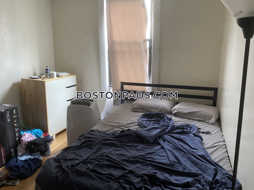 BOSTON - BEACON HILL - 3 Beds, 2 Baths - Image 4