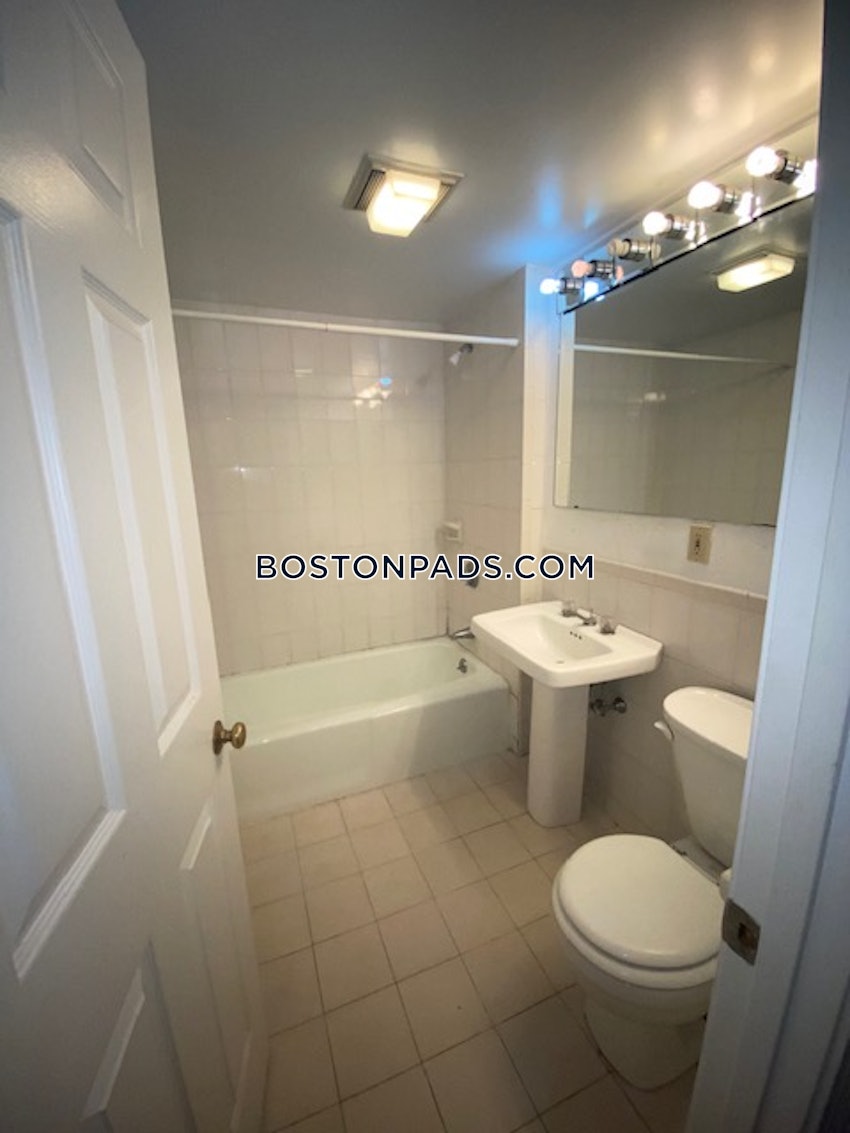 CHELSEA - 2 Beds, 1 Bath - Image 17