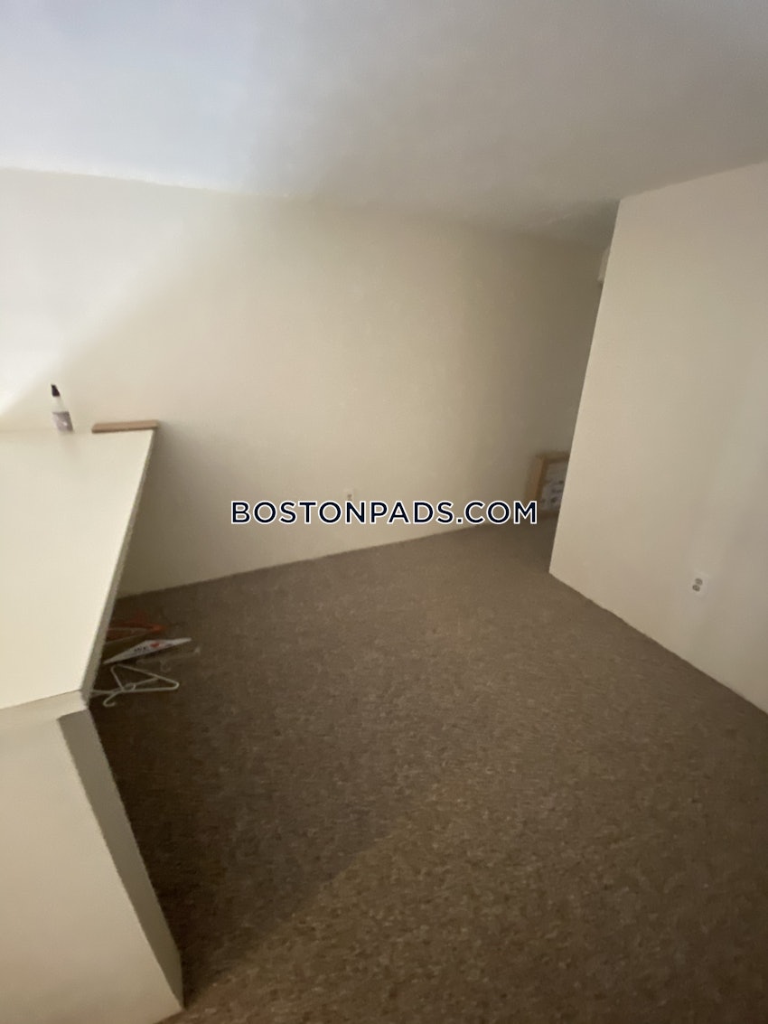 BOSTON - SOUTH BOSTON - ANDREW SQUARE - 1 Bed, 1 Bath - Image 4