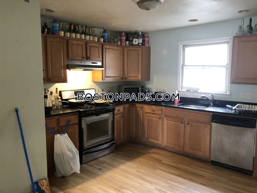 BOSTON - ALLSTON - 7 Beds, 2.5 Baths - Image 2