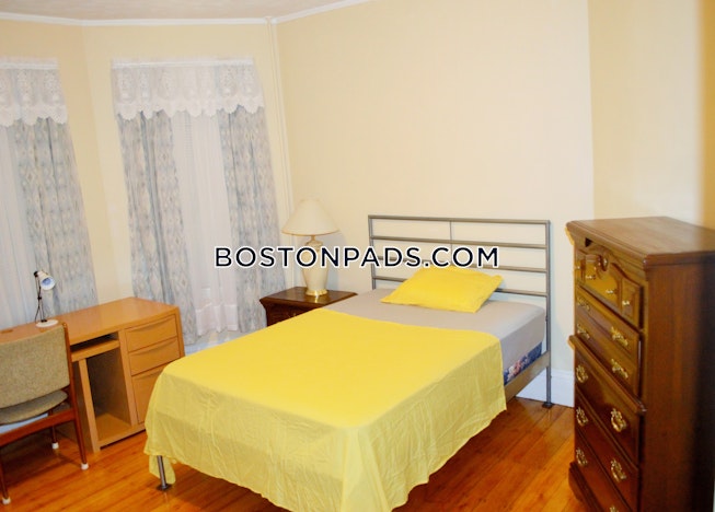 Boston - $7,400+ /mo