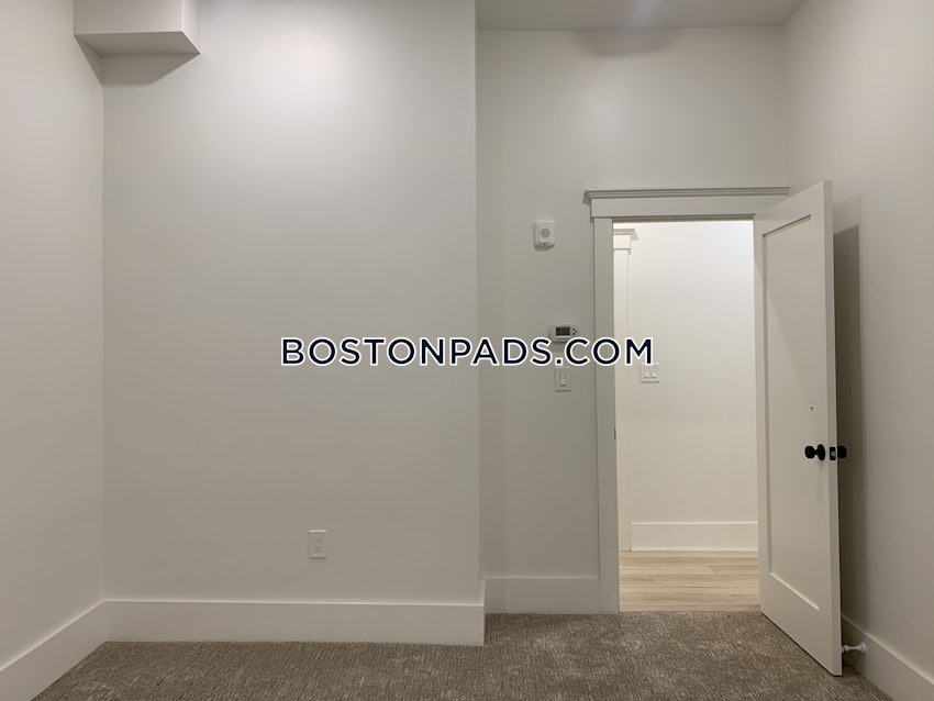 REVERE - 2 Beds, 1 Bath - Image 3