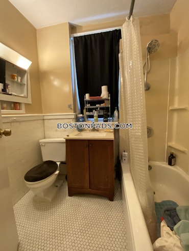 Boston - 0 Beds, 1 Baths