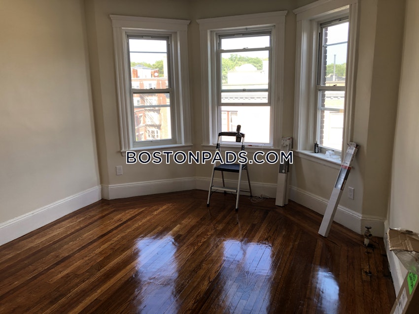 BOSTON - BRIGHTON - BOSTON COLLEGE - 1 Bed, 1 Bath - Image 4