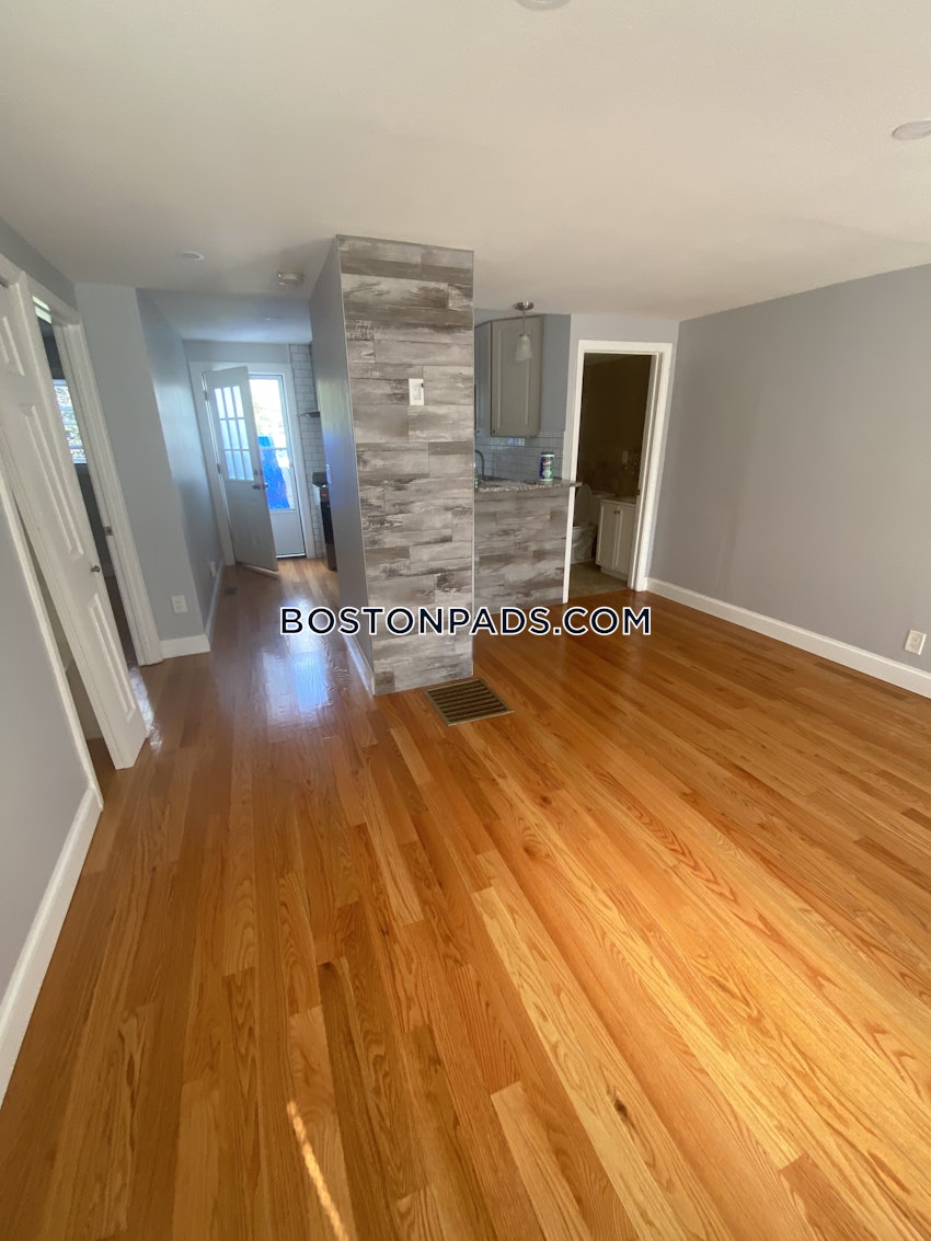 BOSTON - MATTAPAN - 1 Bed, 1 Bath - Image 3