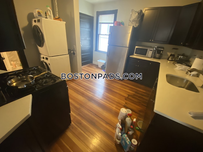 BOSTON - DORCHESTER - SAVIN HILL - 4 Beds, 2 Baths - Image 5