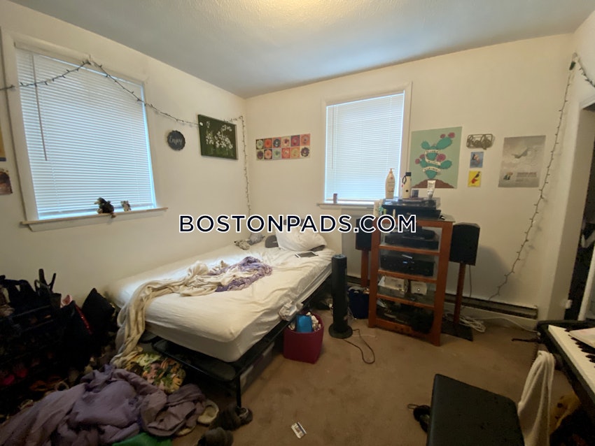 BOSTON - JAMAICA PLAIN - JAMAICA POND/PONDSIDE - 2 Beds, 1 Bath - Image 5